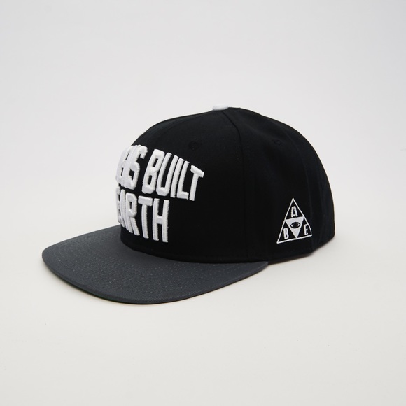 ALIENS BUILT EARTH SNAPBACKS - Picture 2 of 4